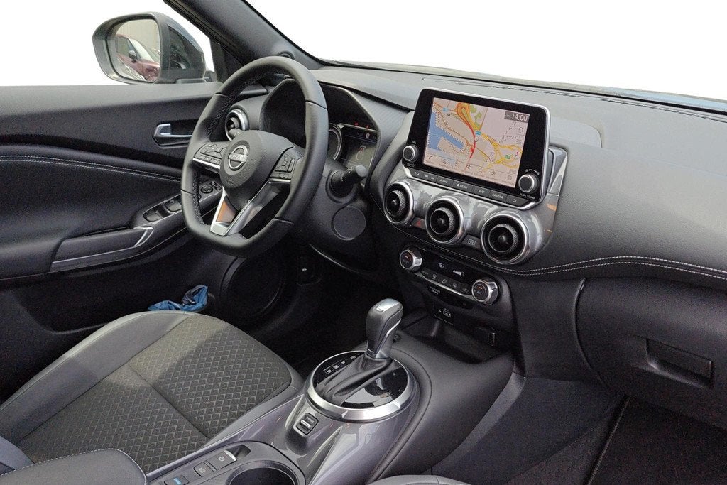 Nissan Juke 1.6 Hybrid 145 N-Design (automatique), Autos, Nissan, Argent ou Gris, 750 kg, 109 g/km, Noir