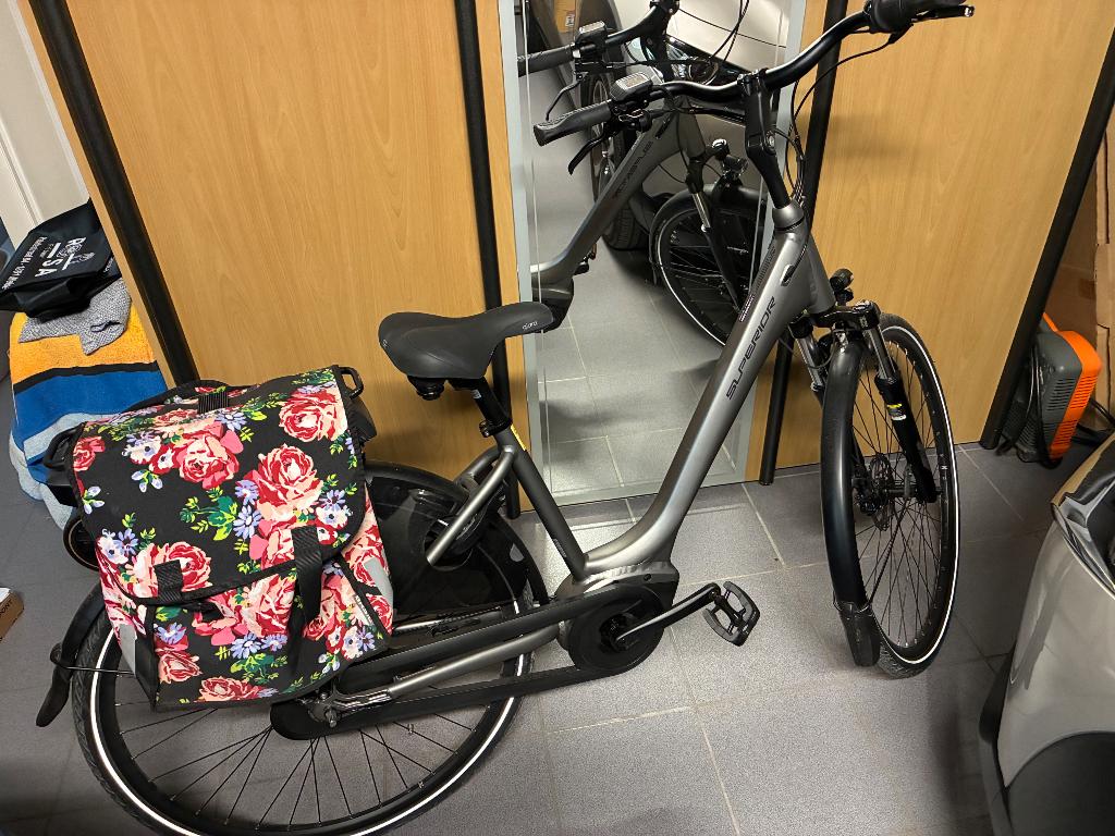 Elektrische damesfiets, Zo goed als nieuw, 47 tot 51 cm, 50 km per accu of meer, Ophalen