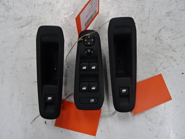 COMMUTATEUR 308 (L3 / L8 / LB / LH / LP) (96762292ZD), Kontakt-peugeot@peugeot.com, Utilisé, Peugeot Deutschland GmbH, Bahnhofsplatz
65423  Rüsselsheim, DE