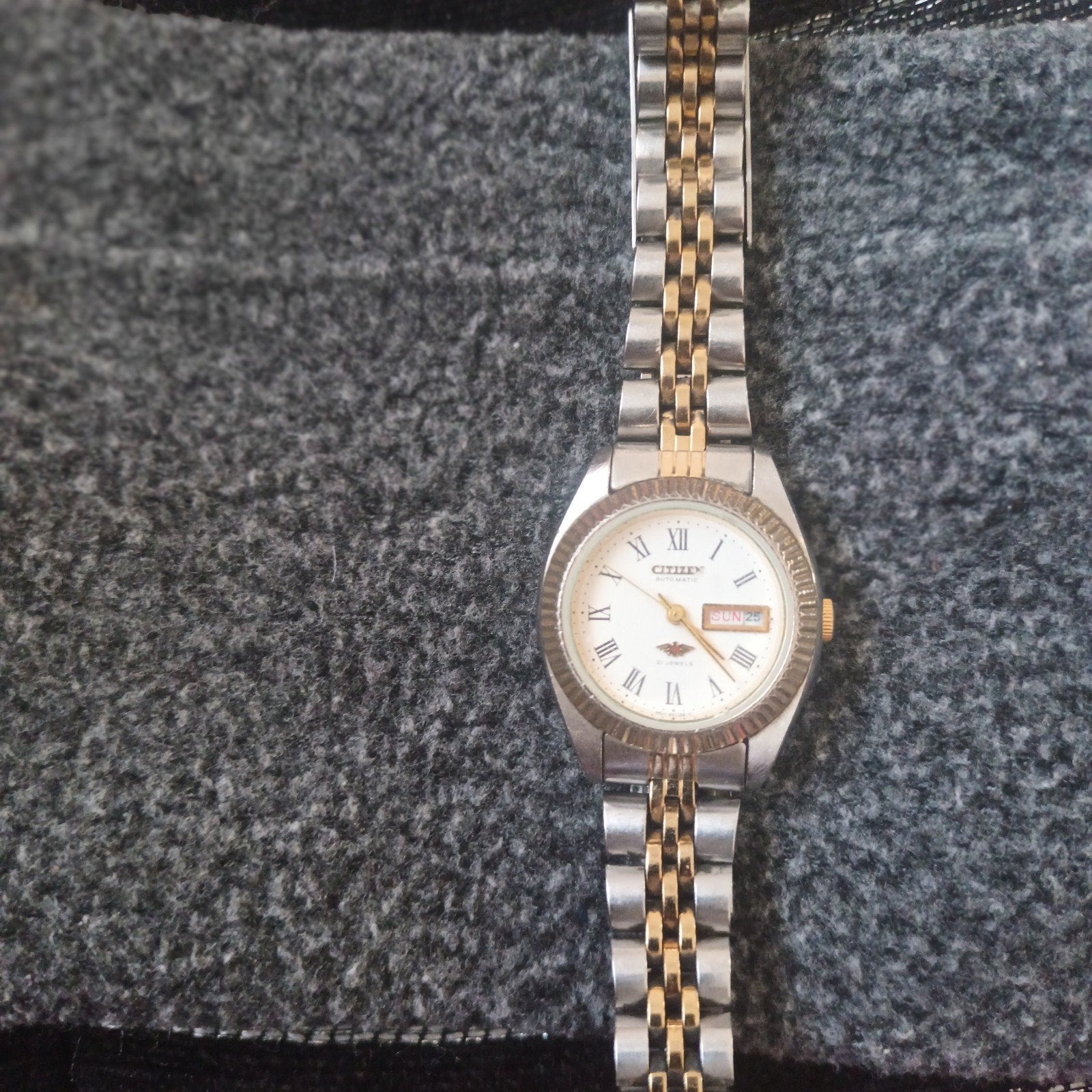 1 Montre Dame Citizen  à réviser  40€ à discuter, Bijoux, Sacs & Beauté, Enlèvement, Montre-bracelet, Acier