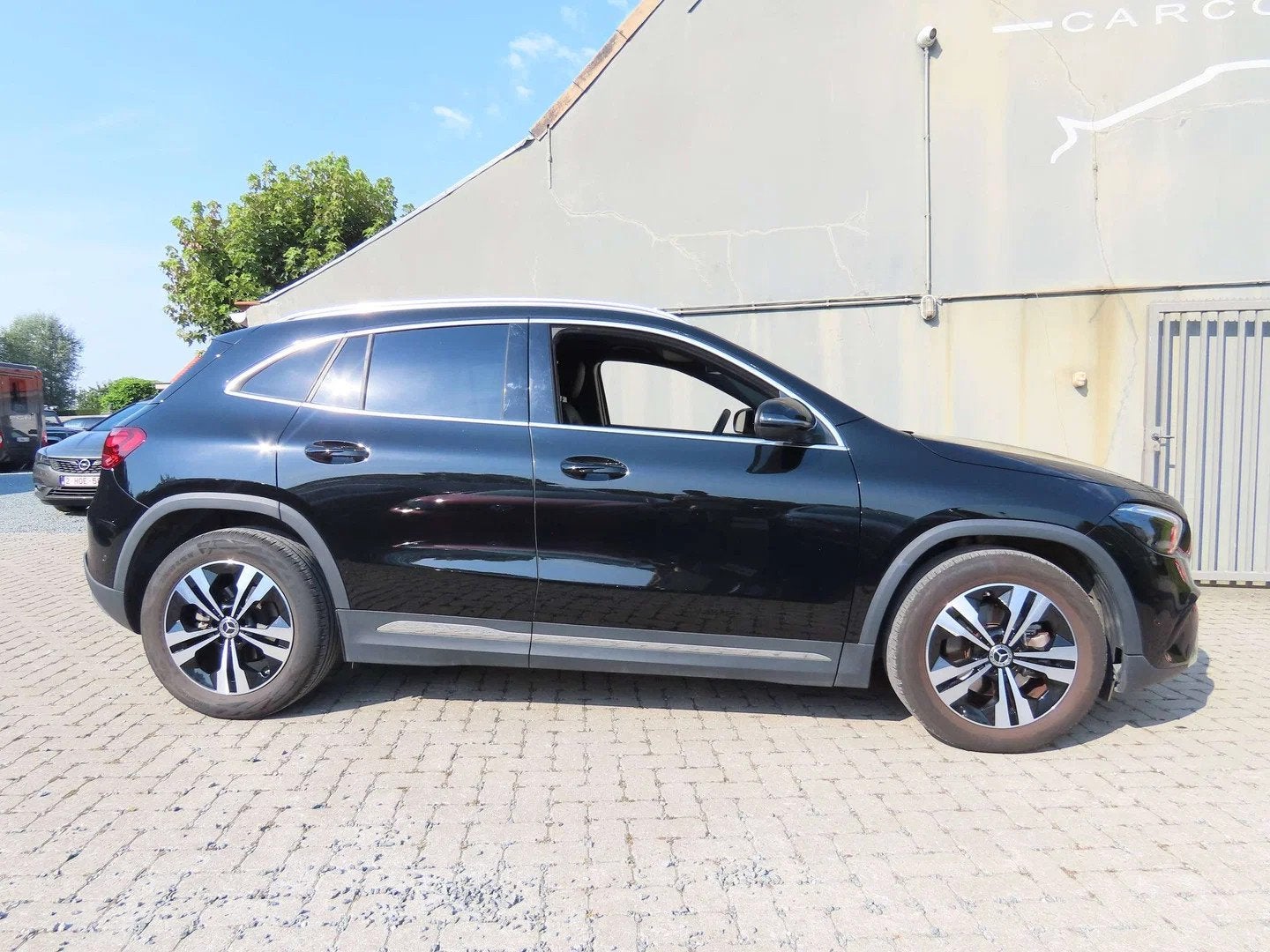Mercedes-Benz GLA 180 GLA 180 Business Line (bj 2024), Auto's, Gebruikt, 4 cilinders, 136 pk, Zwart