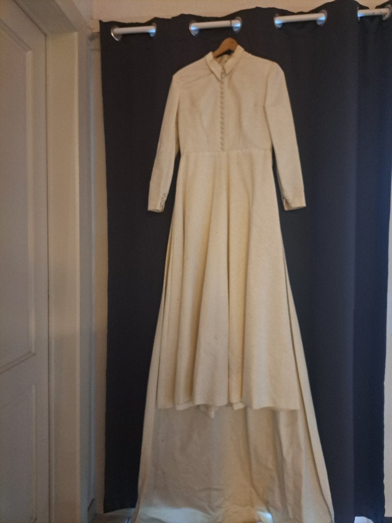 Bruidskleed uit de jaren 1950 - 60 Kunstzijde Rayon, Kleding | Dames, Trouwkleding en Trouwaccessoires, Ophalen, Trouwjurk, Beige