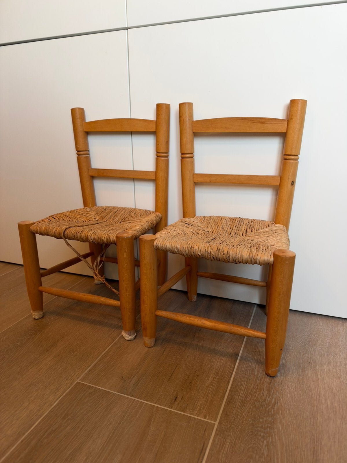 Rieten kinderstoeltjes, Enlèvement, Utilisé