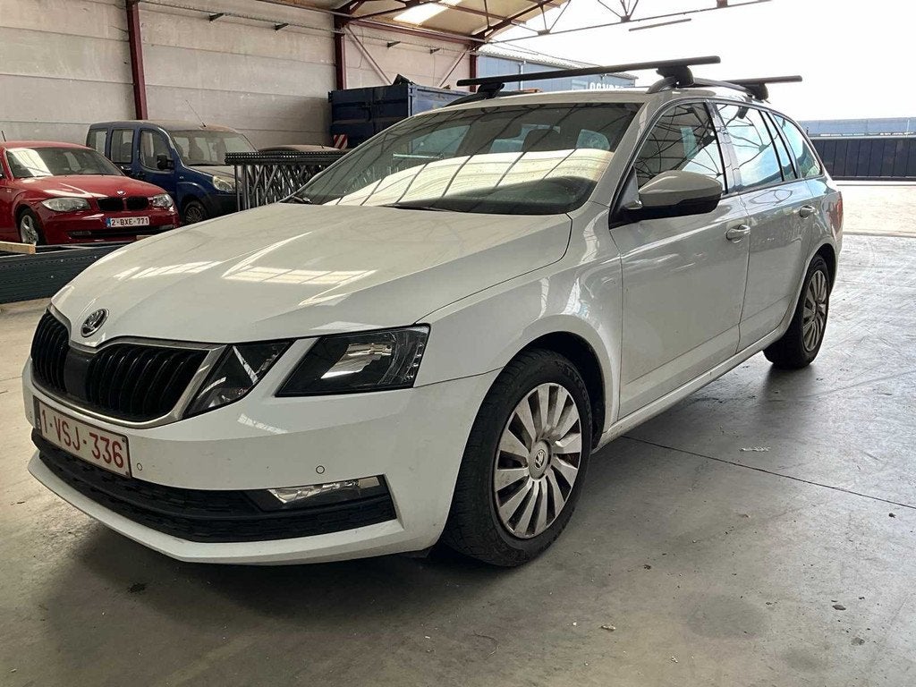 Domaine Skoda Octavia 2019, Autos, Skoda, Entreprise, Octavia, Essence, Euro 6, Autre carrosserie, Boîte manuelle, Occasion