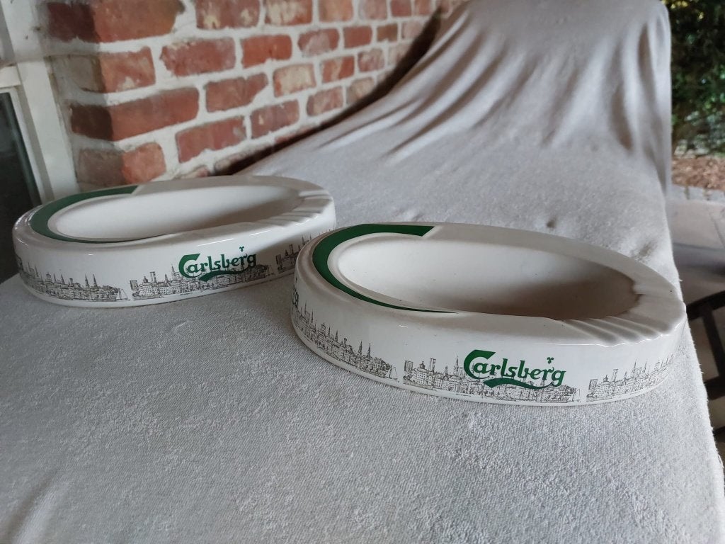 Grote vintage asbakken Carlsberg, Verzamelen, Biermerken, Ophalen of Verzenden, Gebruikt, Reclamebord, Plaat of Schild, Overige merken