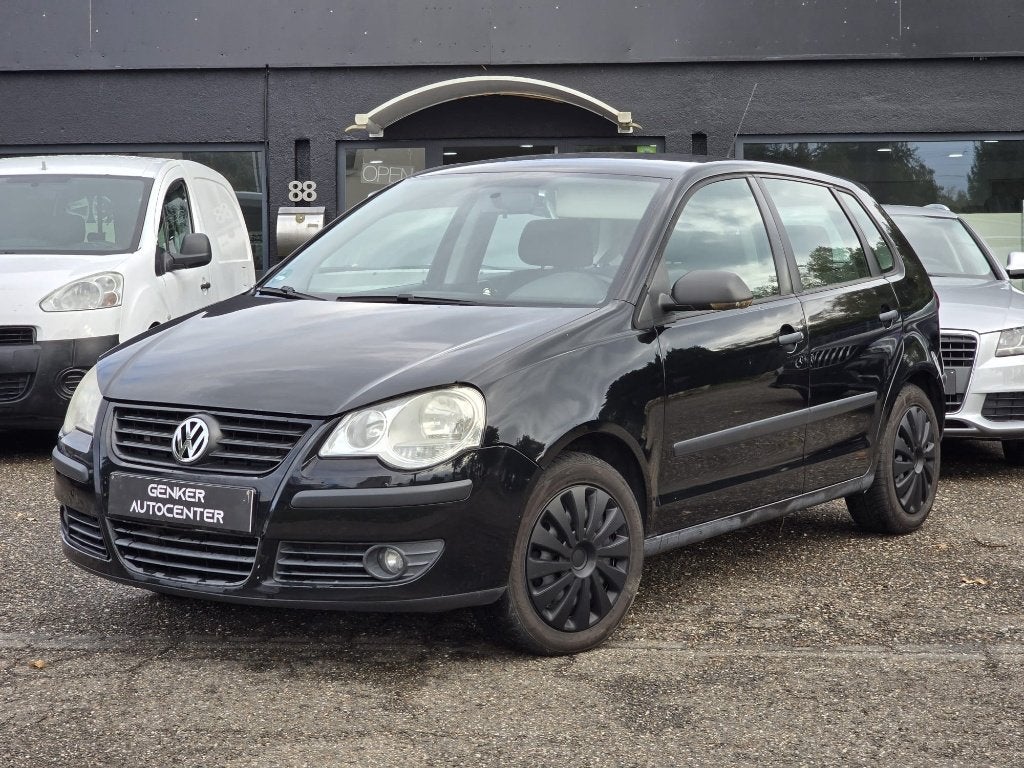 VOLKSWAGEN POLO 1.2 BENZINE / GARANTIE, https://public.car-pass.be/vhr/98cd2d2c-a11c-462d-882e-10f125047b9a, Bedrijf, Handgeschakeld