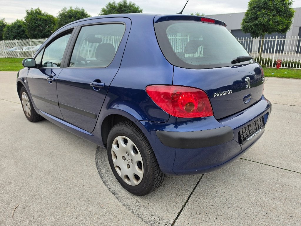 Peugeot 307 1.6i Airco 63.000 km Blanco Gekeurd v Verk, Auto's, Electronic Stability Program (ESP), https://public.car-pass.be/vhr/bc60e69b-8bf9-4274-bd6d-ec346faec1ec