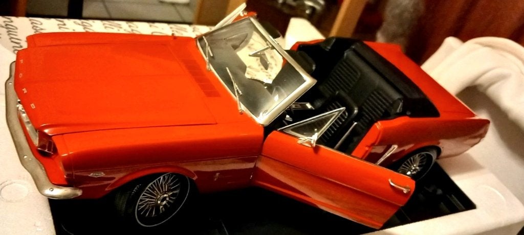 1/12 Ford Mustang Cabriolet 1964 1/2 ERTL American Muscle, Ophalen of Verzenden, Zo goed als nieuw, 1:9 t/m 1:12, Auto