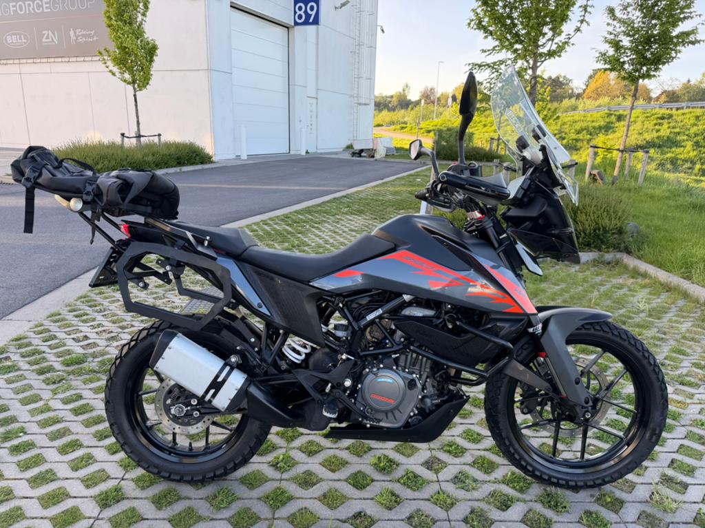 KTM 390 ADVENTURE * 2023 * GARANTIE * CT ok, Motoren, 390 cc, Handvatverwarming, Occasion, Bedrijf