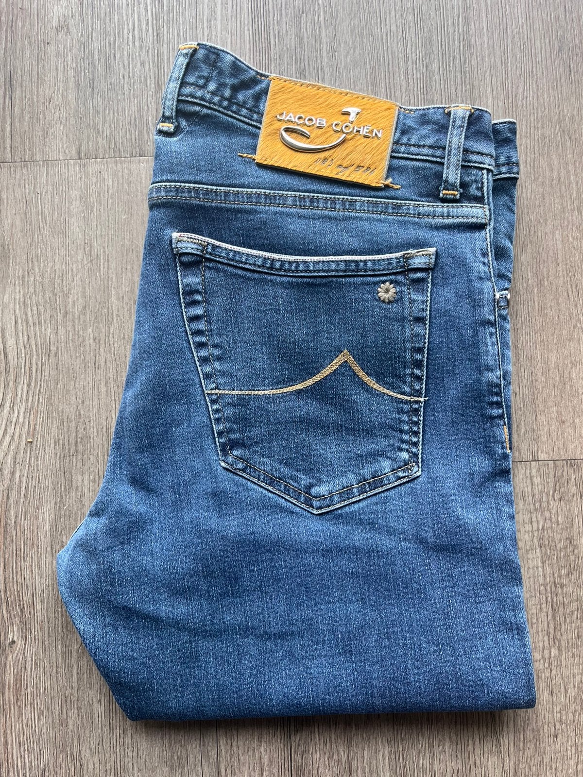 Jacob Cohen jeans size 35 type J688 limited comfort, Vêtements | Hommes, Jeans, Enlèvement ou Envoi, Comme neuf, Bleu, W36 - W38 (confection 52/54)