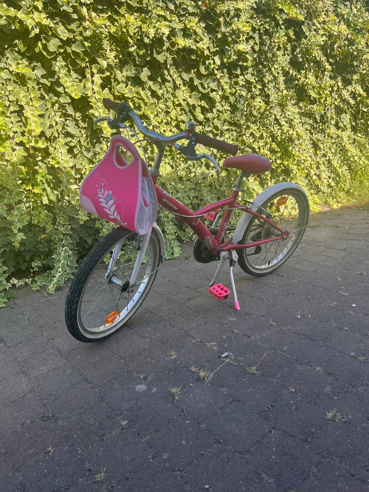 Kinderfiets btwin, Fietsen en Brommers, Ophalen, Zo goed als nieuw, 20 inch