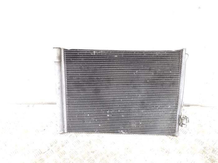 Condensateur clim d'un BMW X5, Autos : Pièces & Accessoires, Autres pièces automobiles, BMW, Utilisé, 3 mois de garantie, Enlèvement ou Envoi