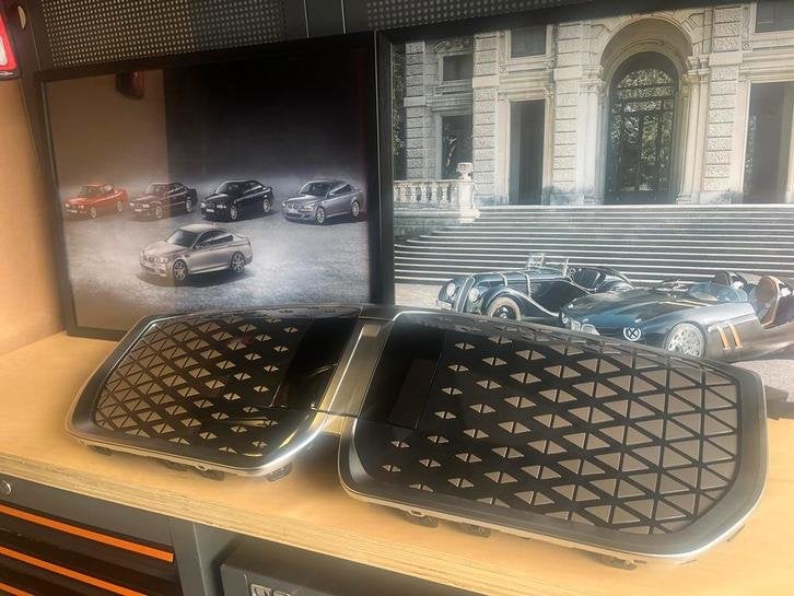 Gril voor BMW X1 - U101- vanaf bouwjaar 2023/heden, Envoi, Bmw, Www.bmw-group.nl, Bmw germany