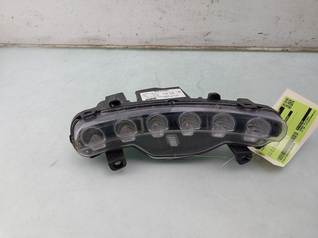 DAGRIJVERLICHTING RECHTS DS3 (SA) (|9671962180|6206R8|), Gebruikt, Citroën, Valeo, 100, rue de Courcelles
75017  Paris, FR