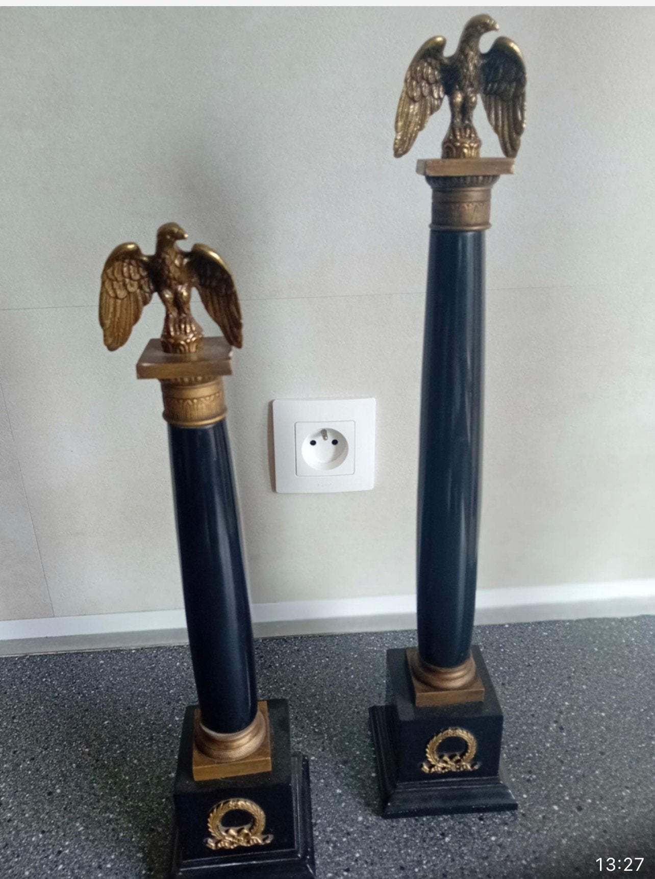 Set van 2 Empire zuilen met bronzen adelaars, Ophalen, Zo goed als nieuw