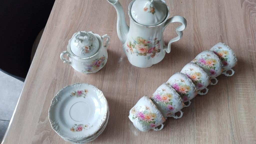 oud koffieservies, Ophalen