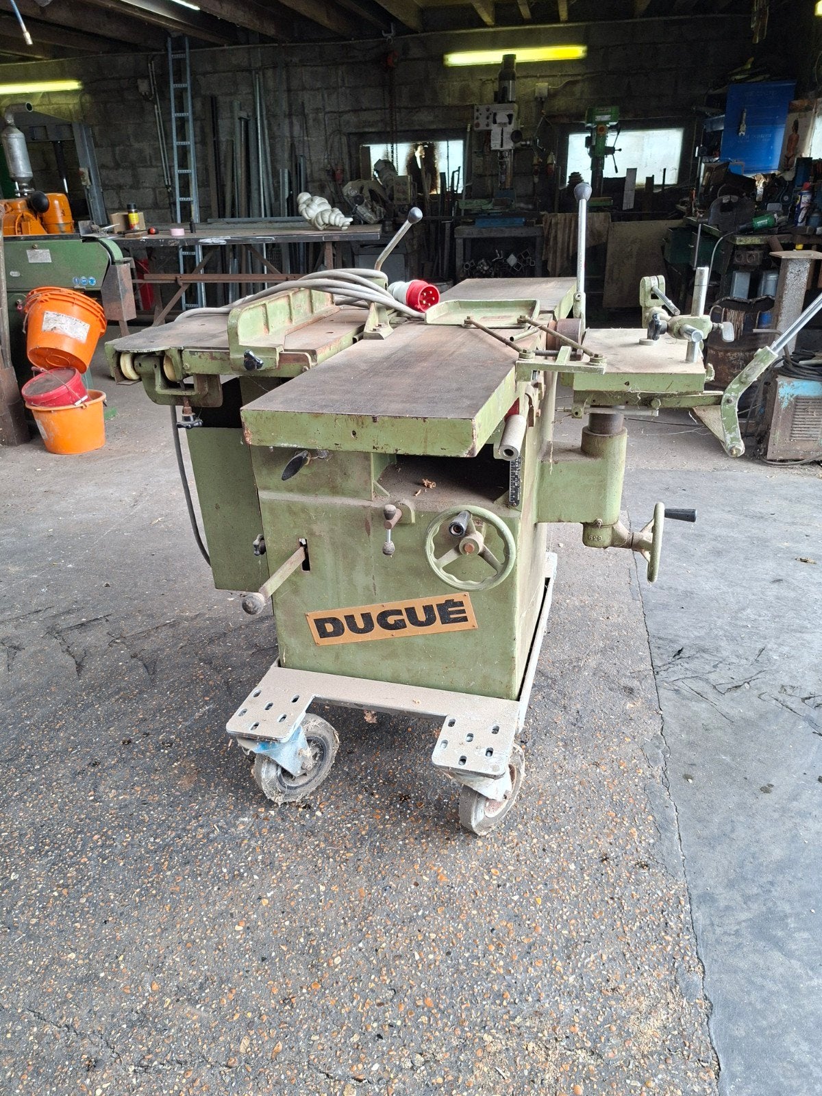 Een combine machine, Ophalen