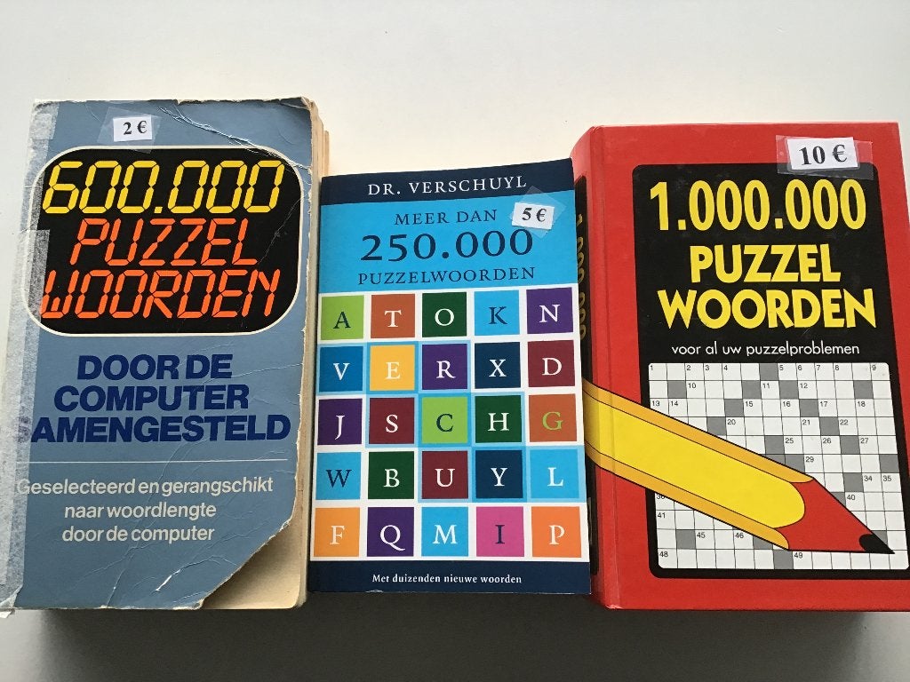 3 livres, des puzzles et quelques autres, Livres, Loisirs & Temps libre, Enlèvement ou Envoi, Comme neuf