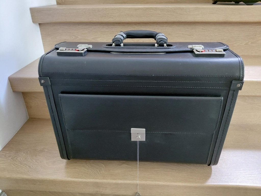 Attaché koffer, Ophalen, 50 tot 60 cm, Minder dan 35 cm, Zacht kunststof