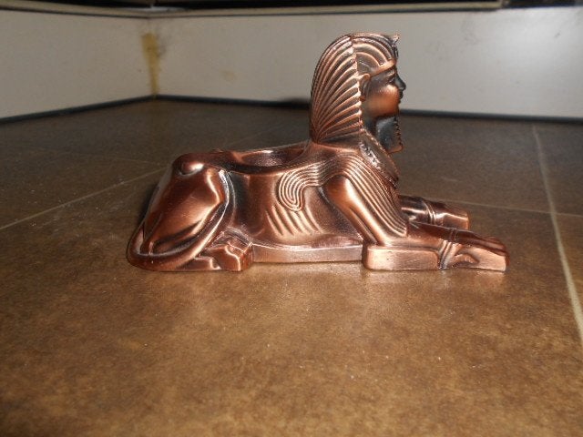 Beeldje Sphinx - kaarshouder, Ophalen of Verzenden, Zo goed als nieuw