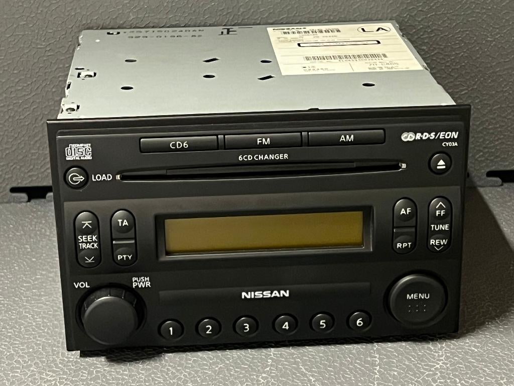 OEM Nissan Clarion CY03A auto radio-CD, Ophalen of Verzenden, Nieuw