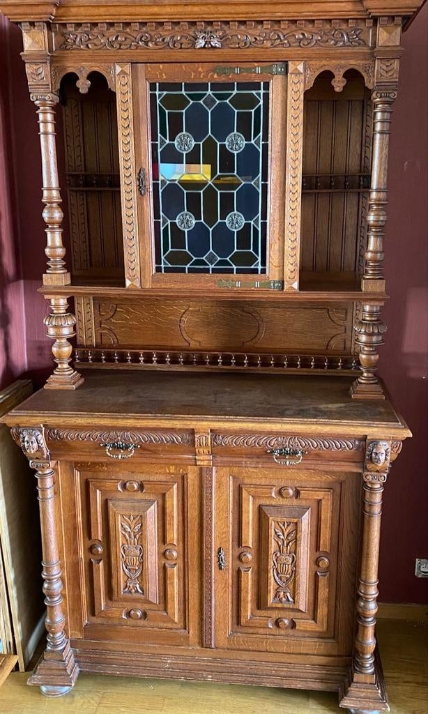 Oude eetkamer - 2 kledingkasten, tafel, 6 stoelen, Ophalen
