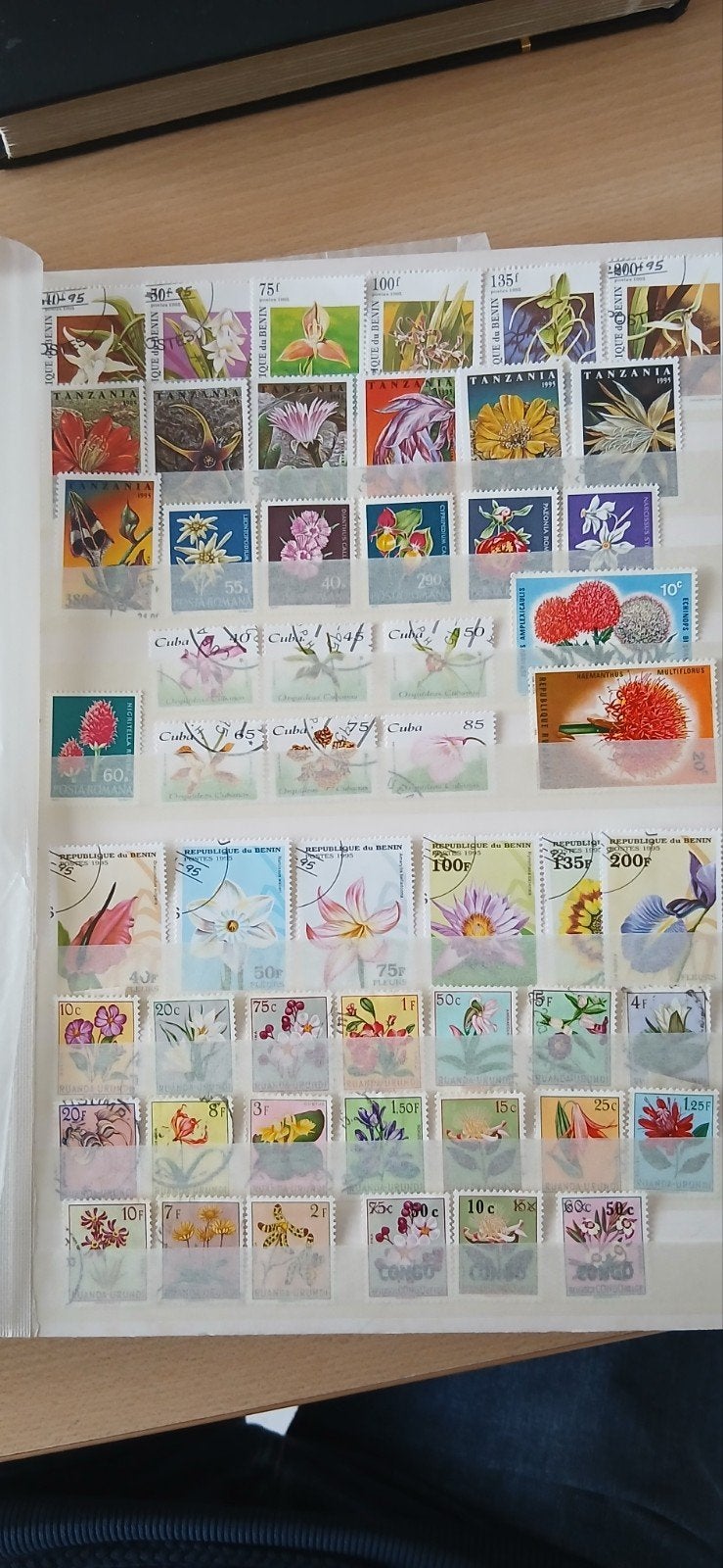 timbres timbrés sur le thème des fleurs, Enlèvement ou Envoi
