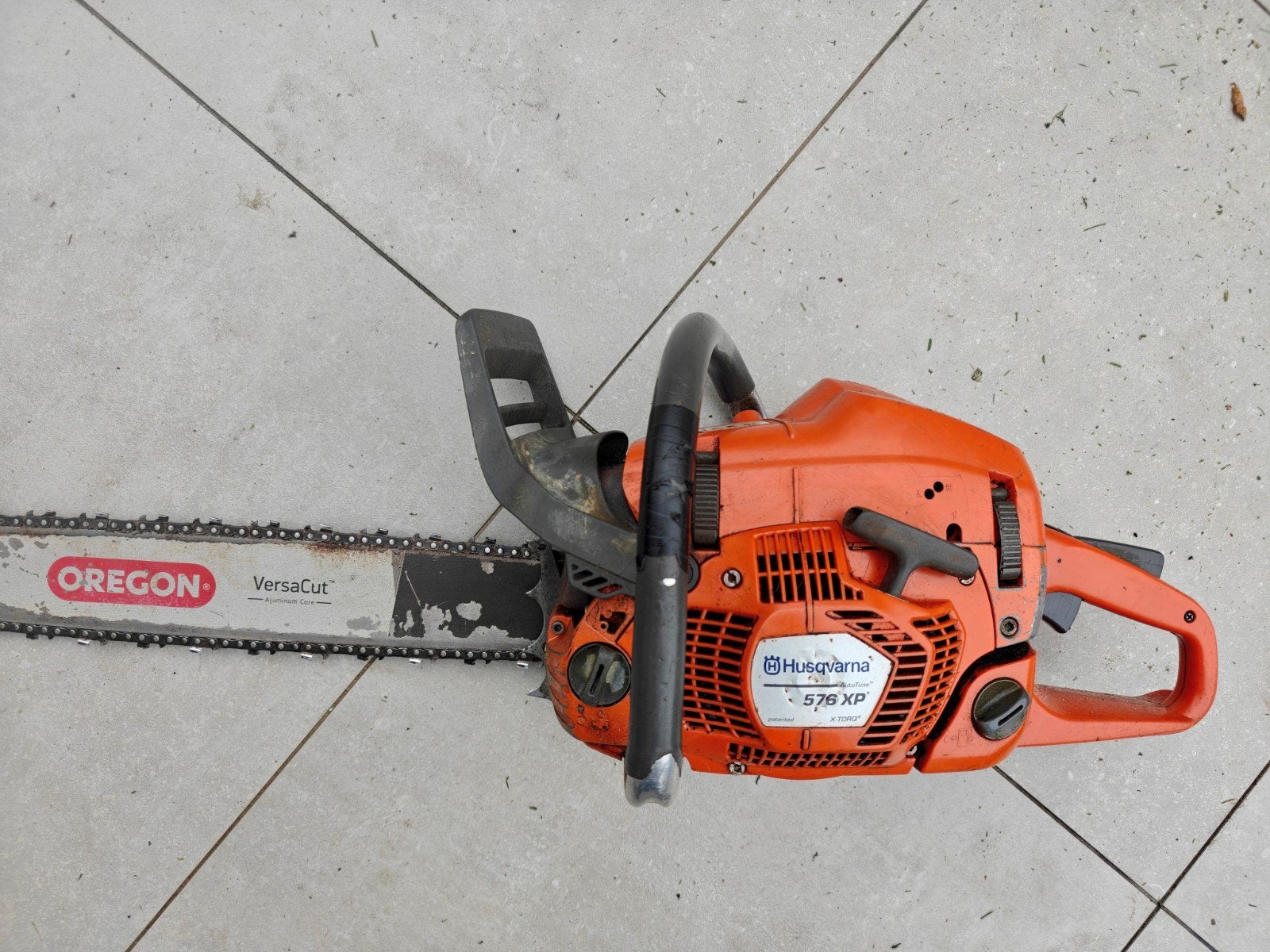 Husqvarna 576XP tronçonneuse pro, Enlèvement