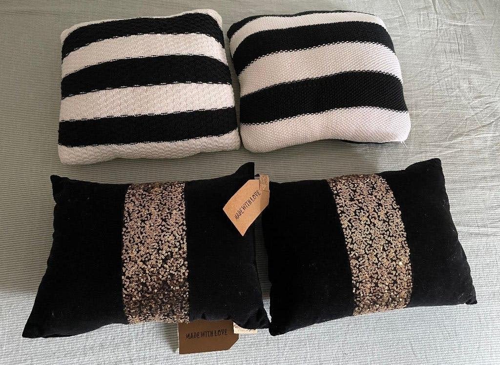 Lot de 4 coussins neufs, Enlèvement ou Envoi, Neuf, Autres couleurs, Autres types
