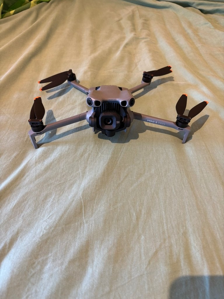 DJI Mini 5 Pro Fly More Combo (RC-N2) – Compleet, Ophalen, 30 tot 45 minuten, Cameradrone, 5 tot 10 kilometer