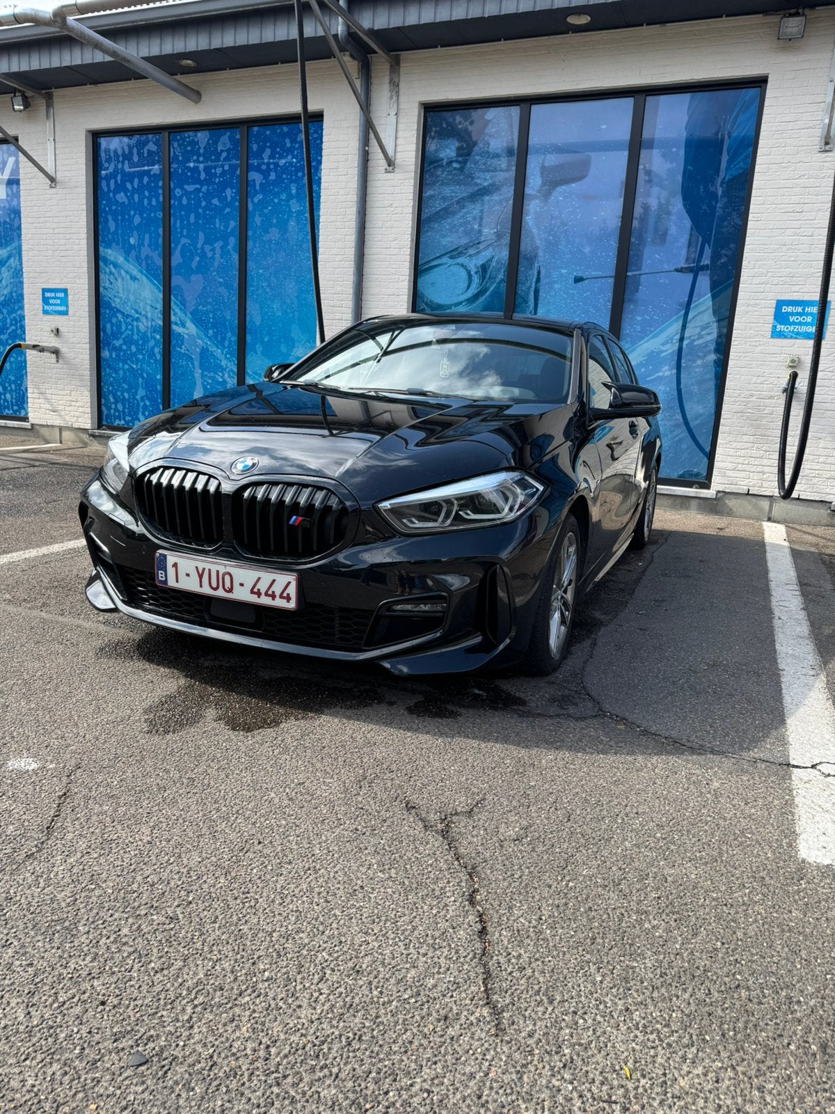 Bmw M pakket 2021 met nog Bmw garantie, Auto's, Automaat, Dealer onderhouden, 1 Reeks, Euro 6