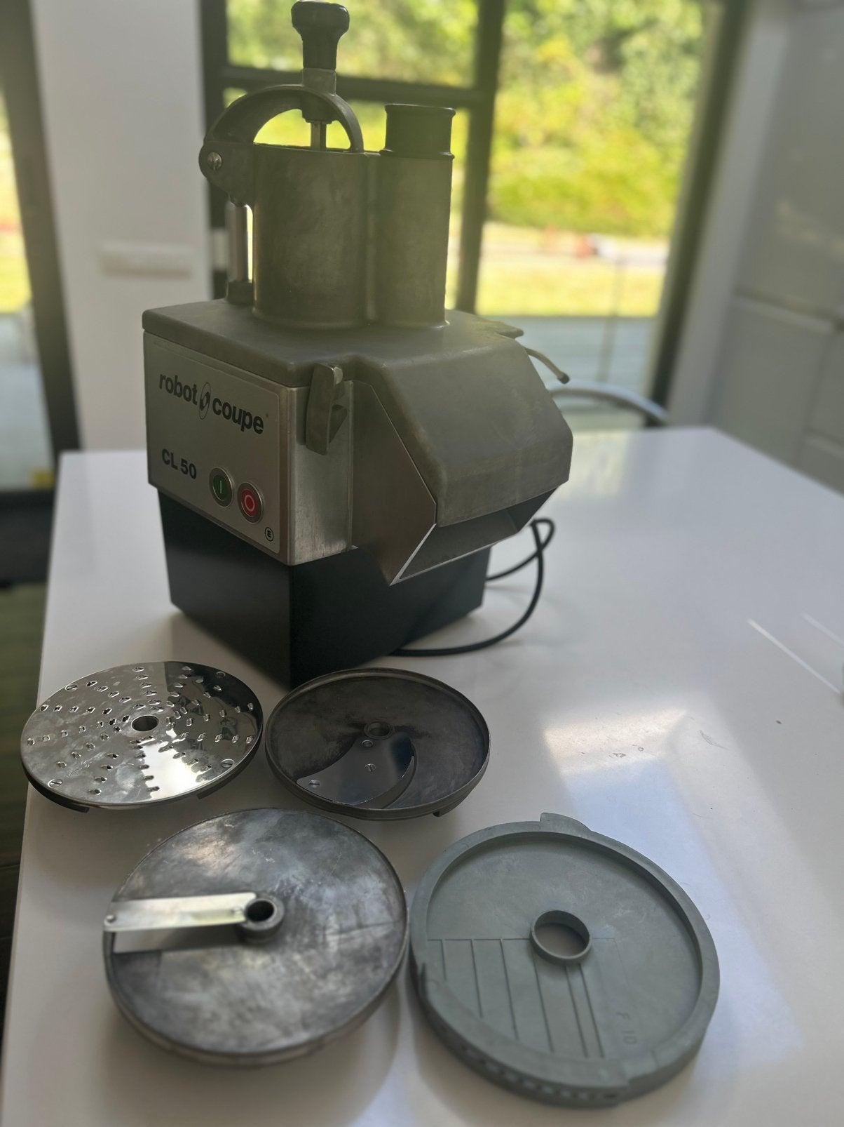 Robot Coupe CL50 E neuf + 4 accessoires – 230 V, Enlèvement, Comme neuf