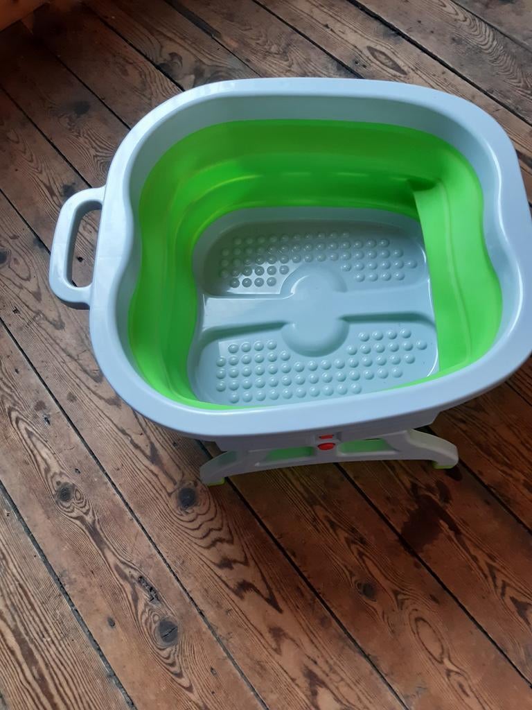 Een plooibaar voetenbad 10 euro, Diversen, Ophalen of Verzenden