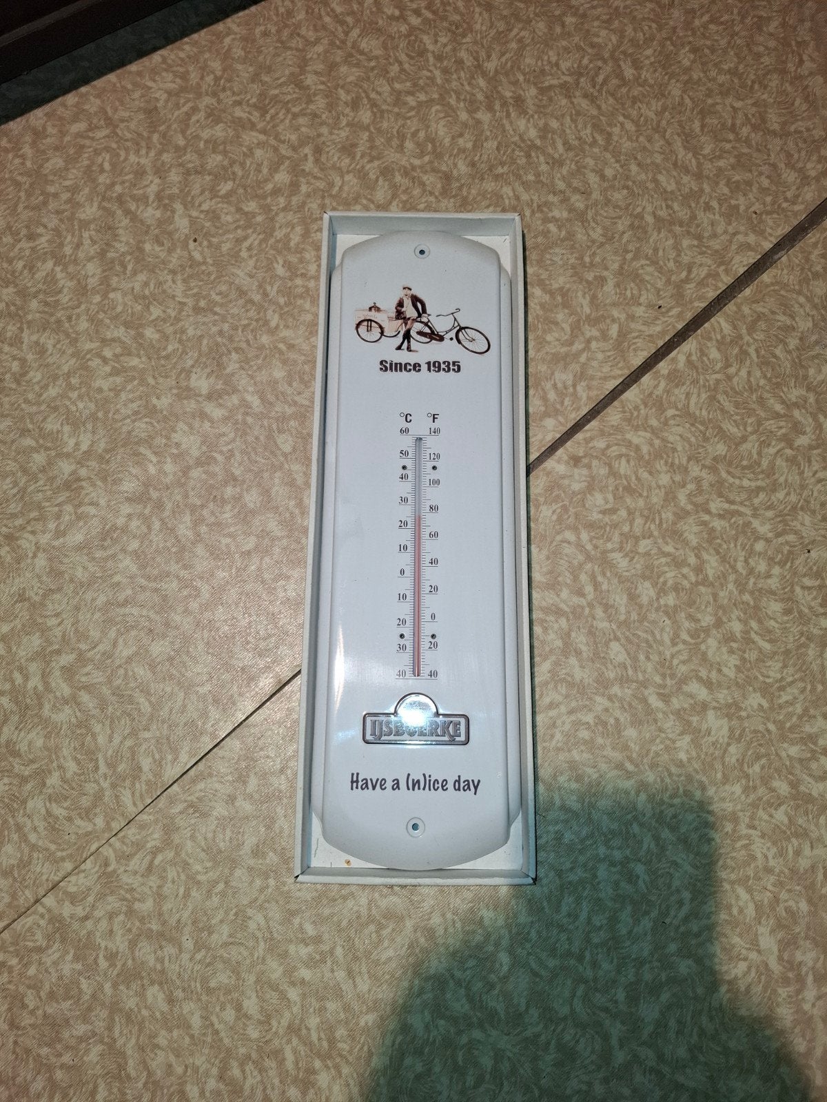 Nieuwe thermometer Ijsboerke 44cm hoog, 13cm breed, Ophalen of Verzenden