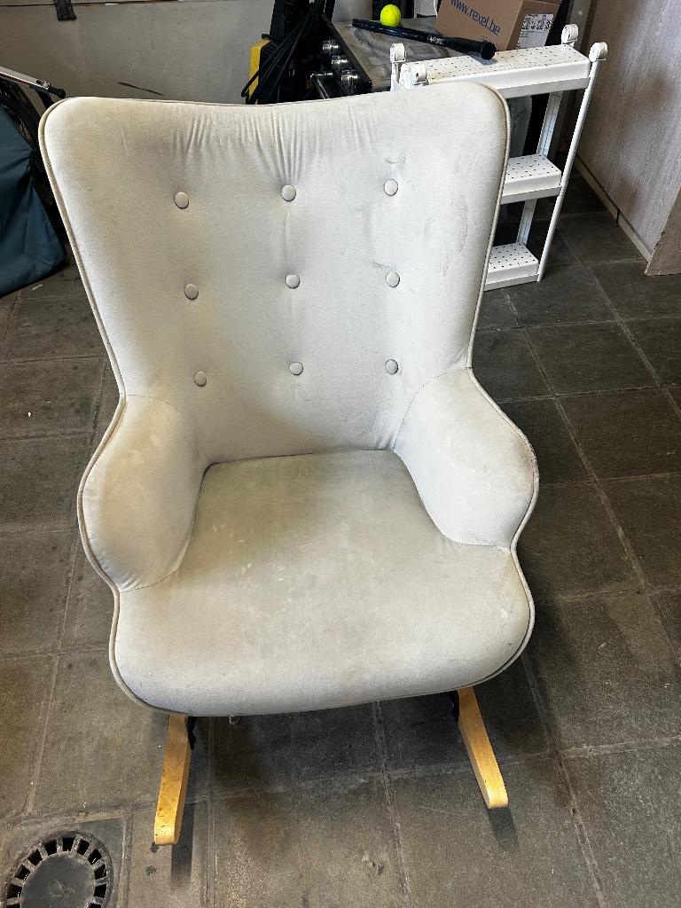 Fauteuil à bascule en velours gris, Maison & Meubles, Enlèvement, Comme neuf, Tissus