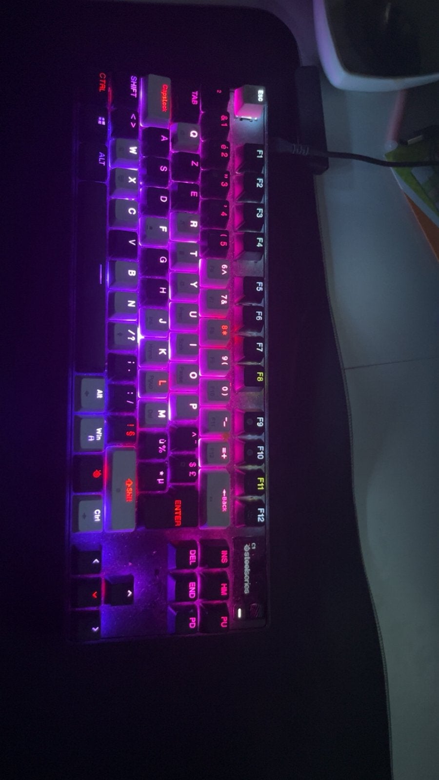 Apex pro tkl (moet snel weg), Computers en Software, Ophalen, Zo goed als nieuw