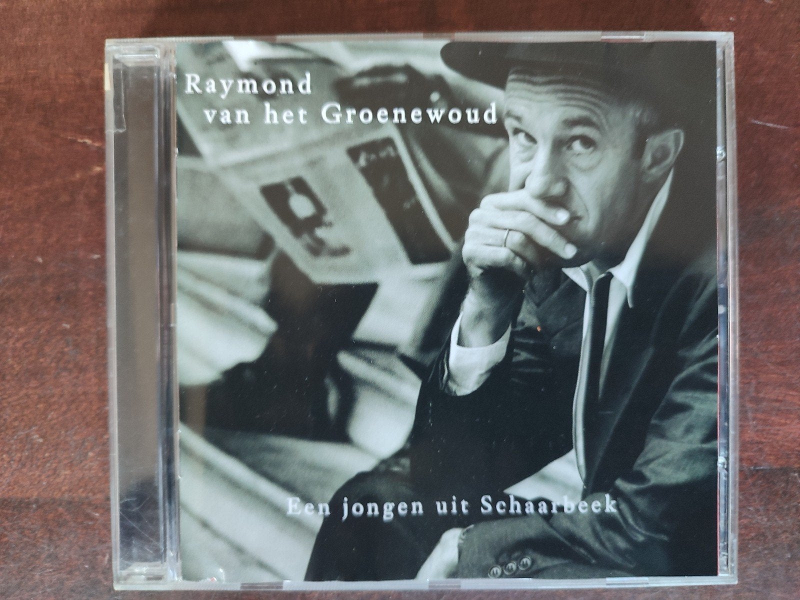 CD : RAYMOND VAN HET GROENEWOUD - EEN JONGEN UIT SCHAARBEEK, Ophalen of Verzenden, Zo goed als nieuw