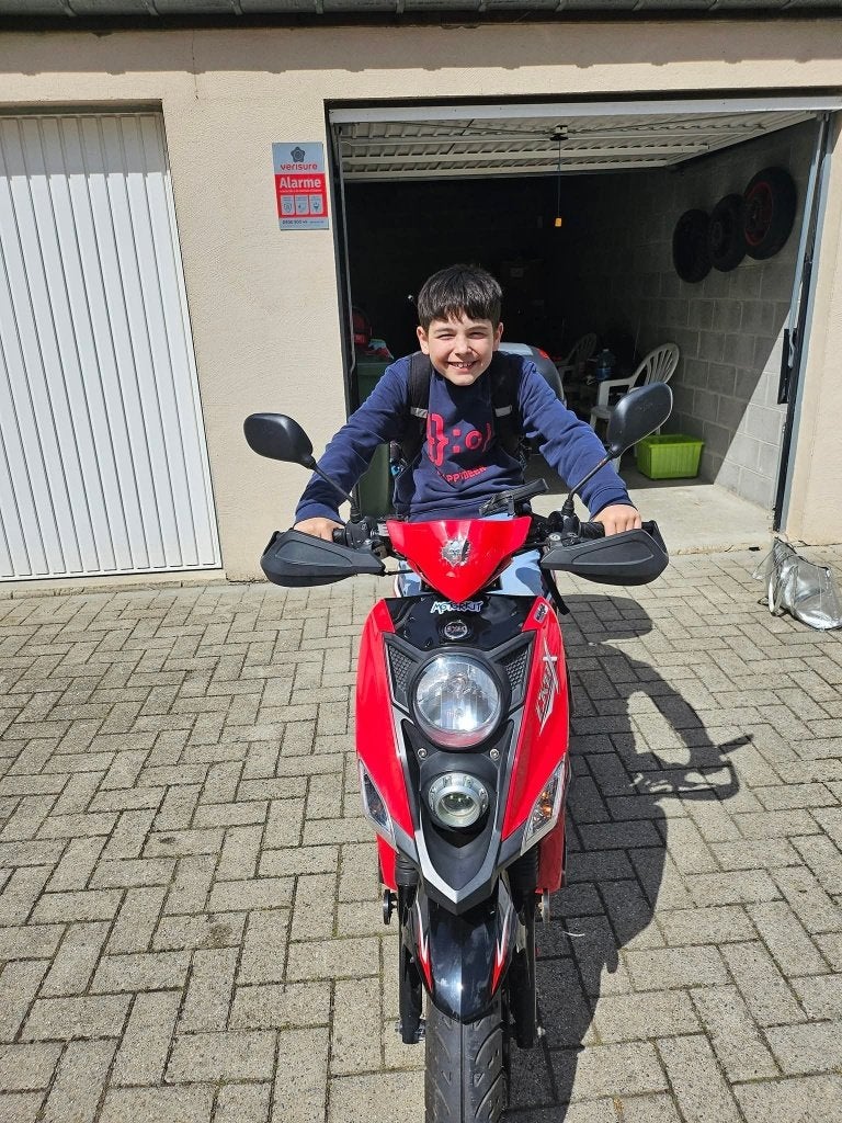 Sym crox, Autres modèles, Enlèvement, Utilisé, Essence