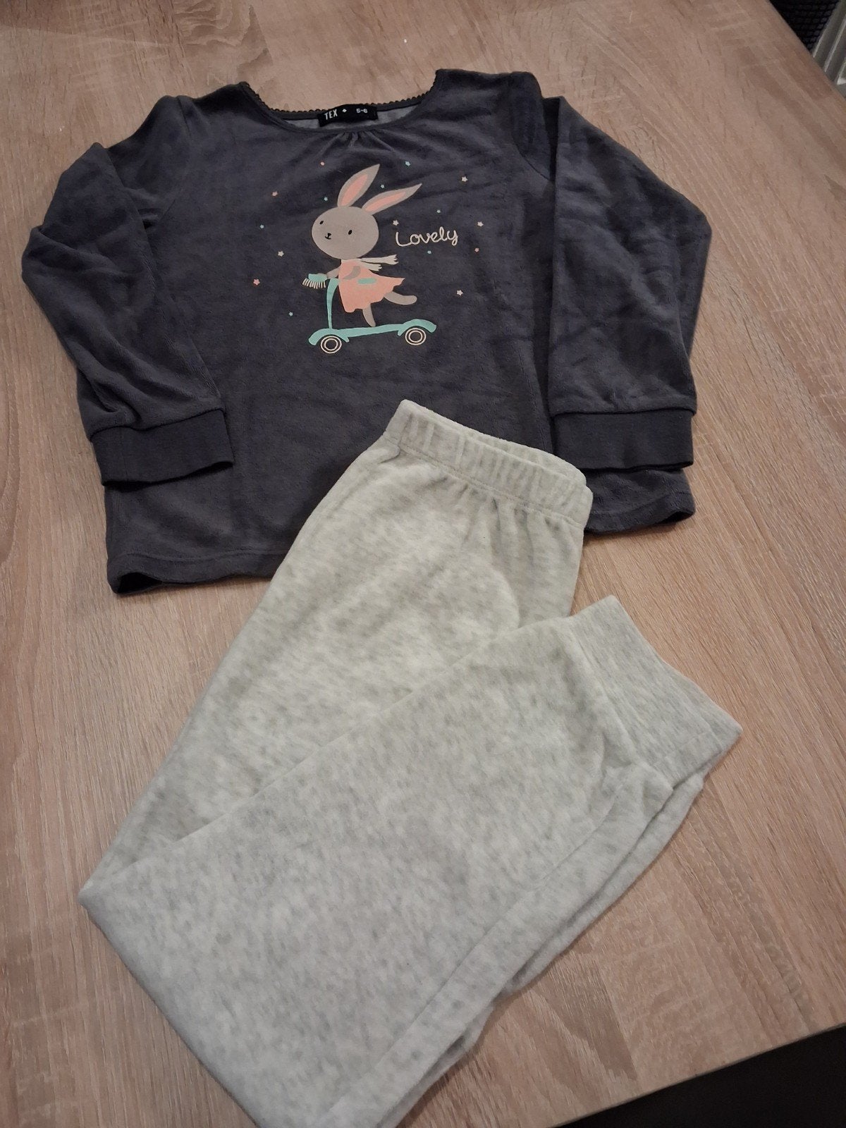 à vendre, Enlèvement ou Envoi, Comme neuf, Fille, Vêtements de nuit ou Sous-vêtements