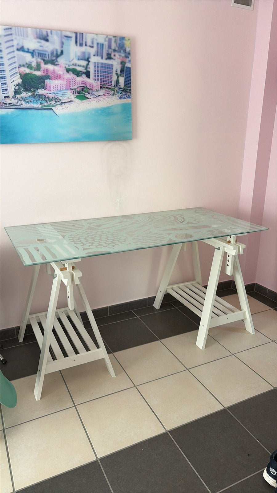 Bureau en verre sur tréteaux, Enlèvement, Utilisé, IKEA, Réglable en hauteur
