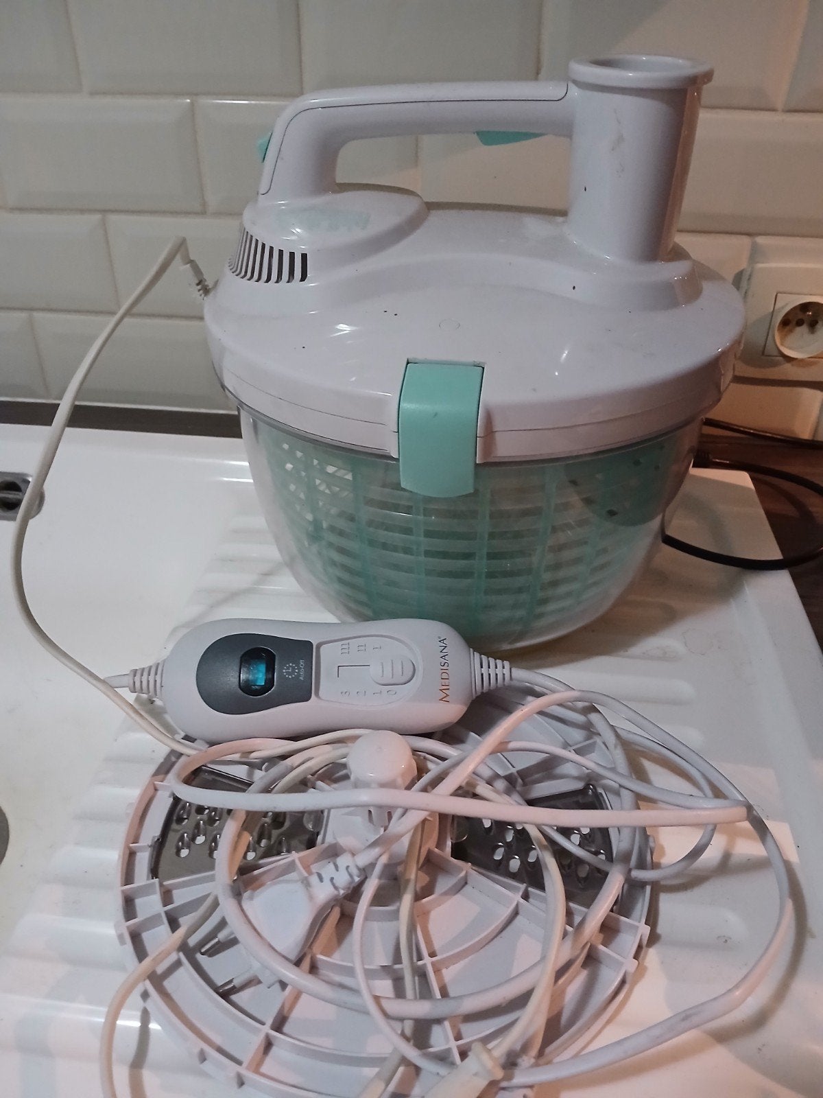 elektrische slazwierder en groenten snijder ineen, Ophalen, Zo goed als nieuw