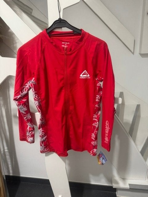 rood watervest SPF50 unisex M nieuw, Kleding | Dames, Badmode en Zwemkleding, Ophalen of Verzenden, Rood