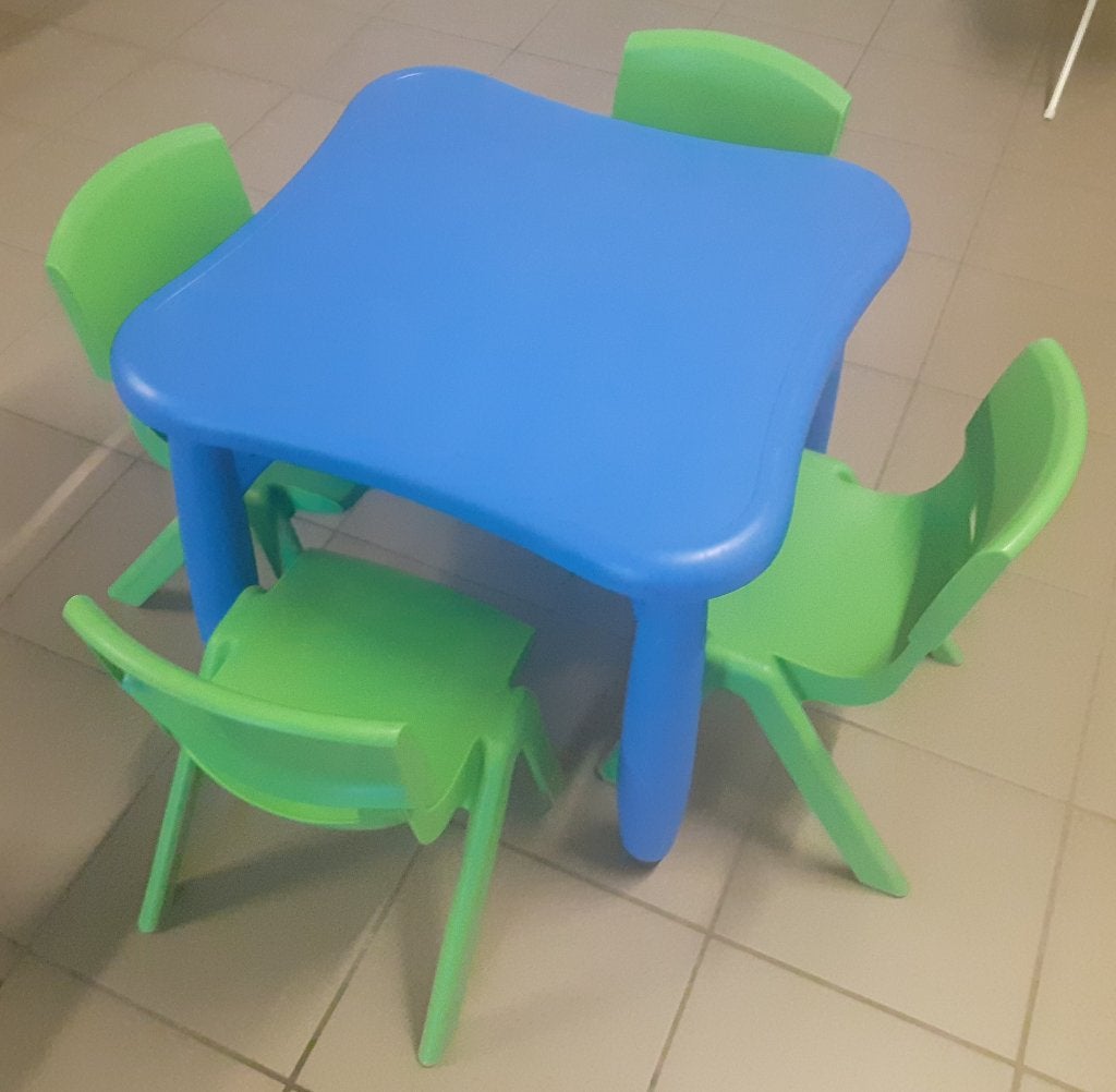 Speeltafel en stoeltjes, Kinderen en Baby's, Ophalen, Gebruikt