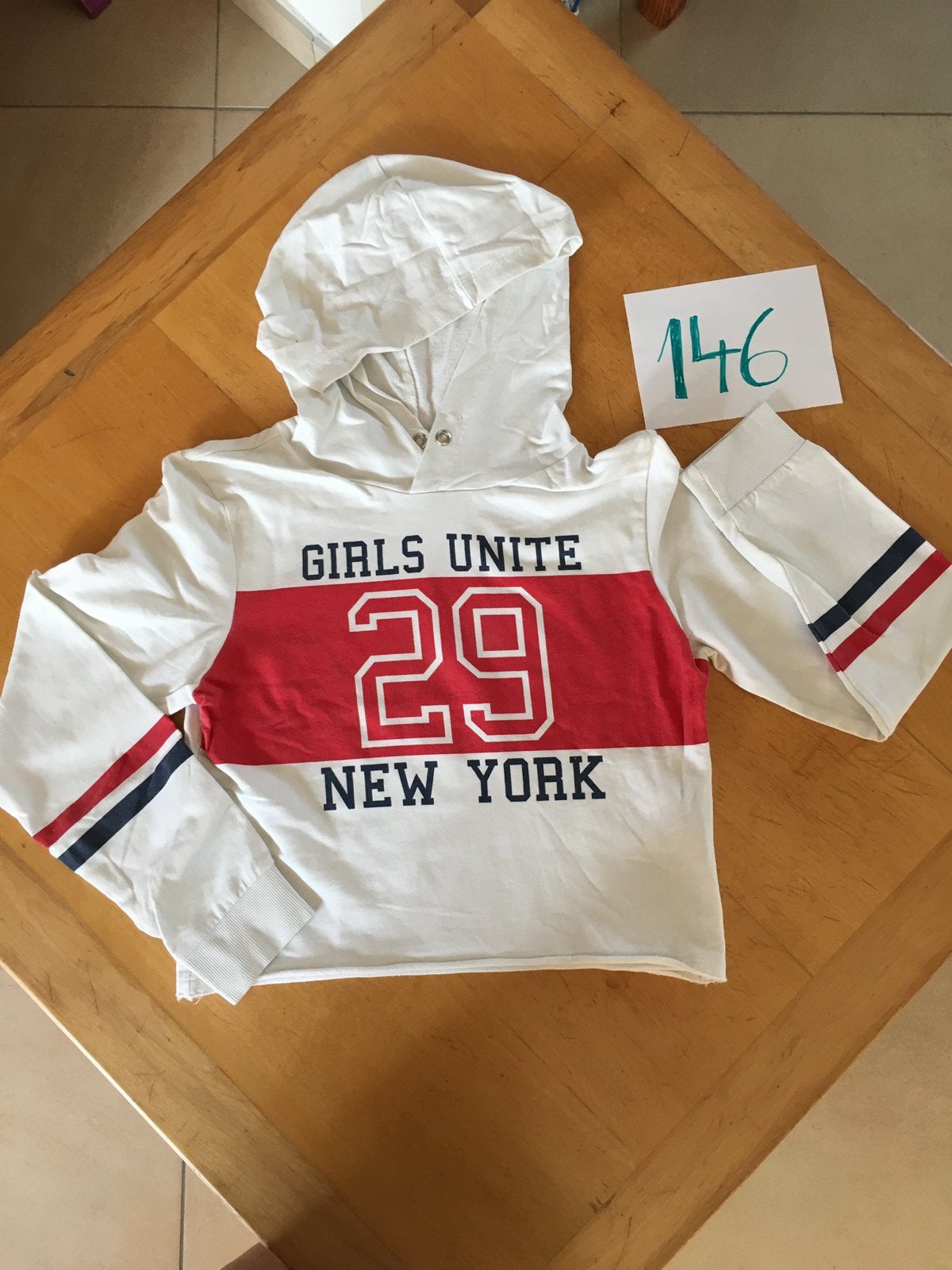 H&M Meisjes Hoodie maat 146, Enfants & Bébés, Vêtements enfant | Taille 146, Enlèvement, Utilisé, Fille, Pull ou Veste