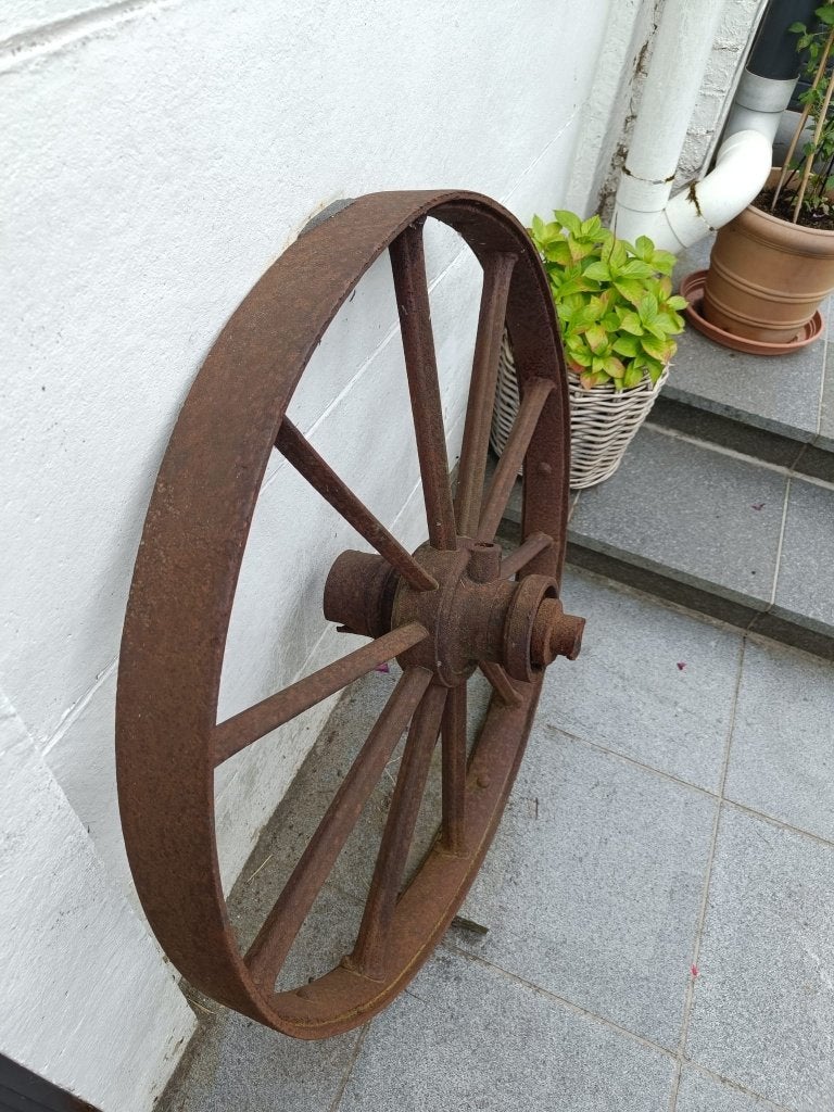 roue ancienne fer forgé 90cm, Jardin & Terrasse, Enlèvement