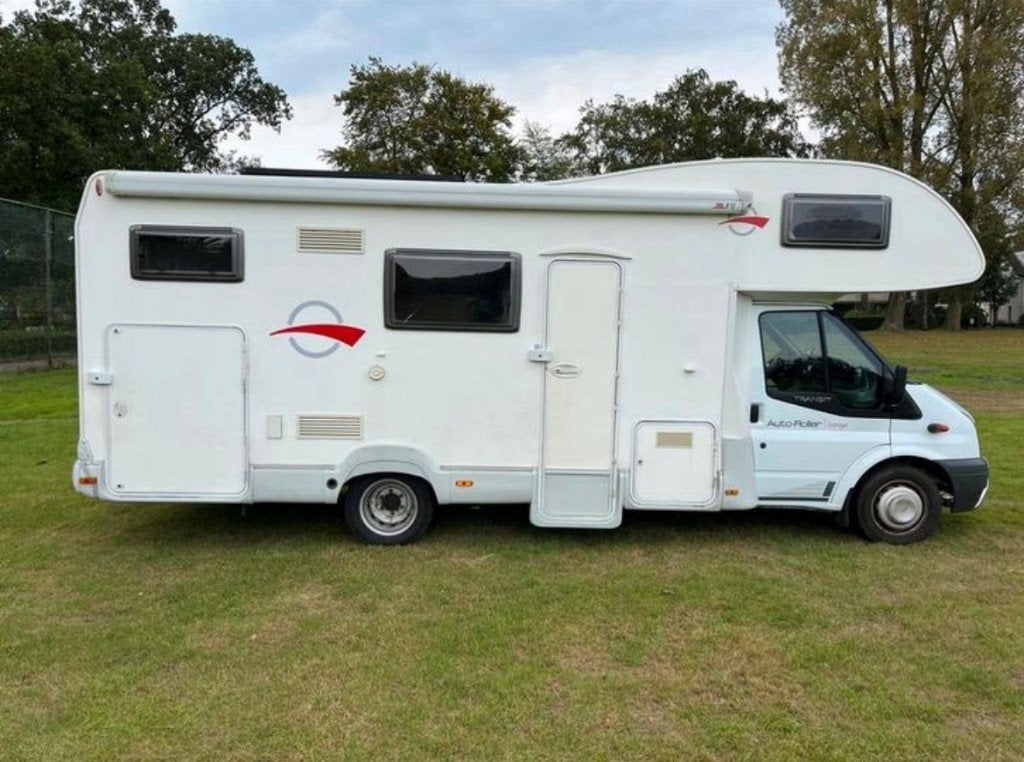 Ruime en complete camper –6 personen –XXL garage –off-grid, Alkoof, Ringverwarming, Koelkast, Ford