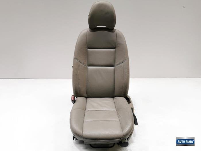 Siège gauche d'un Volvo V50, -, 3 mois de garantie, Utilisé, -