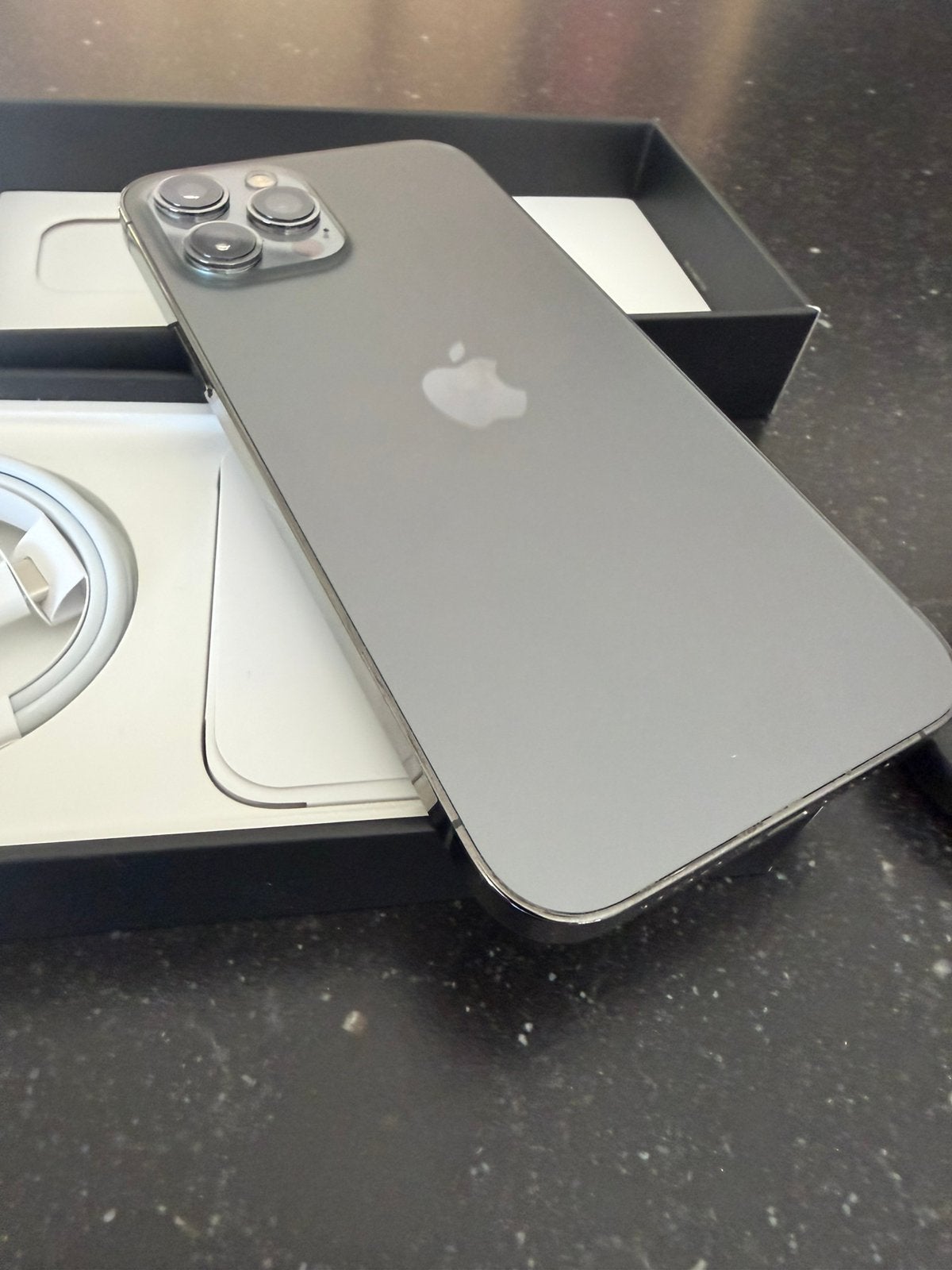 Te koop:Apple Iphone 12 pro max 128Gb Graphite, 128 GB, Gris, Enlèvement ou Envoi, Comme neuf