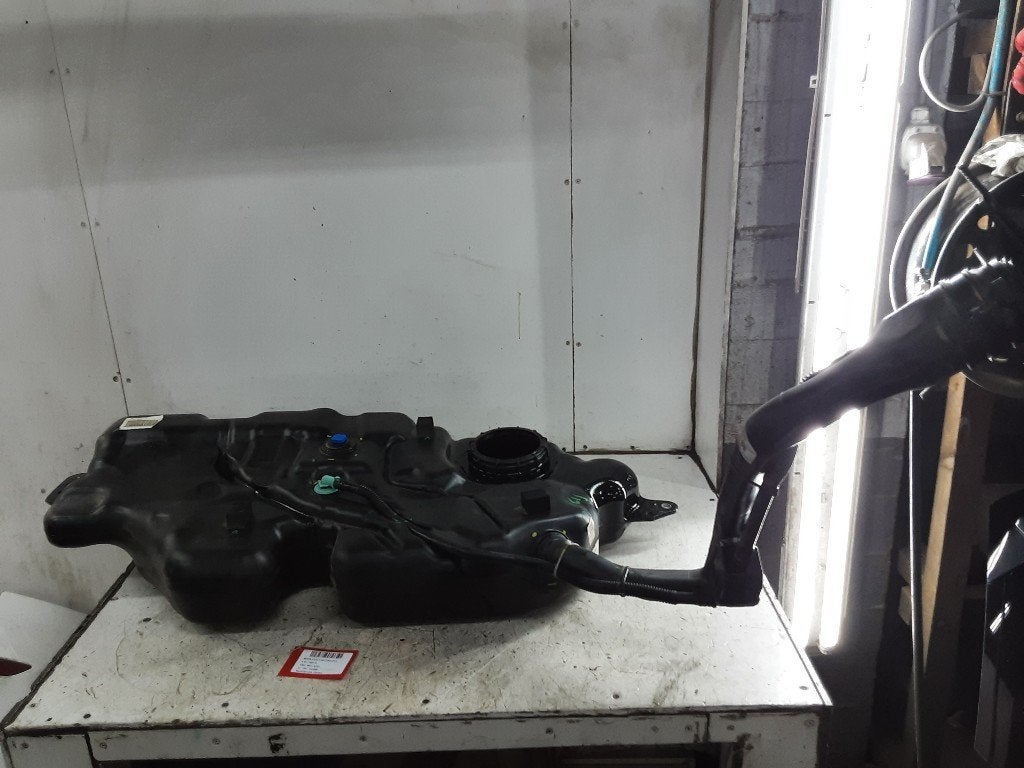 BRANDSTOFTANK Renault Clio V (RJAB) (01-2019/-) (172021576R), Auto-onderdelen, Gebruikt, Renault, Peter-Huppertz-Straße 5
51063  Köln, DE