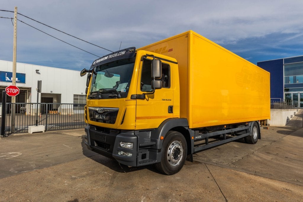 MAN TGM 18.250 BL + DHOLLANDIA 2T., Achat, Entreprise, Jaune, MAN